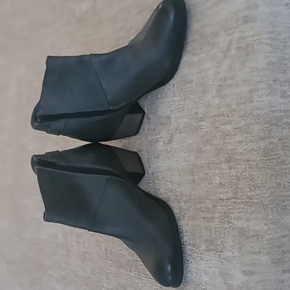Ankle high boots